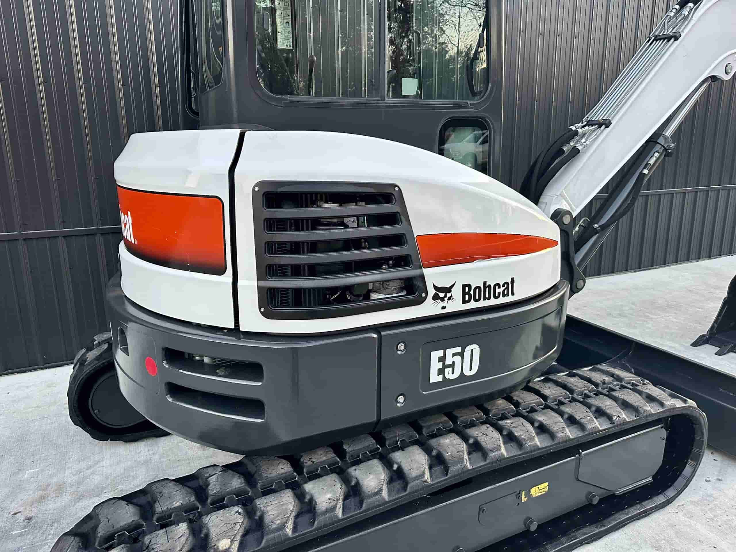 2018 BOBCAT E50
